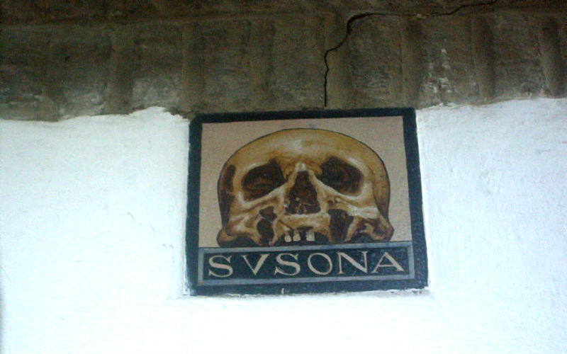 a sign with a skull on it